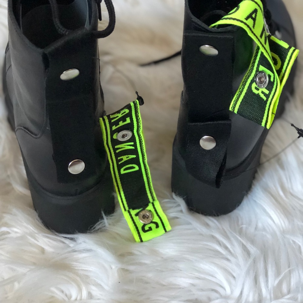 Zara Ankle Boots - Picture 5 of 8